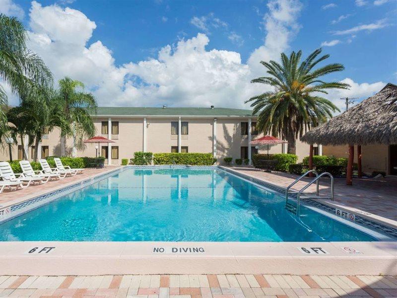 Quality Inn Fort Myers - Cape Coral Bagian luar foto