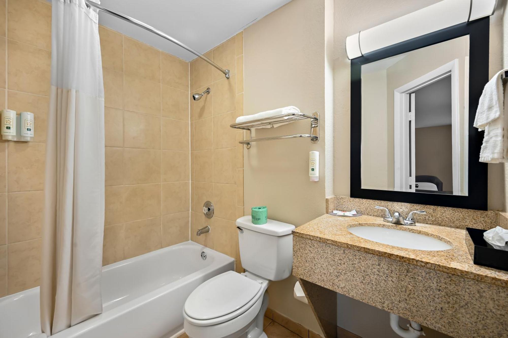 Quality Inn Fort Myers - Cape Coral Bagian luar foto