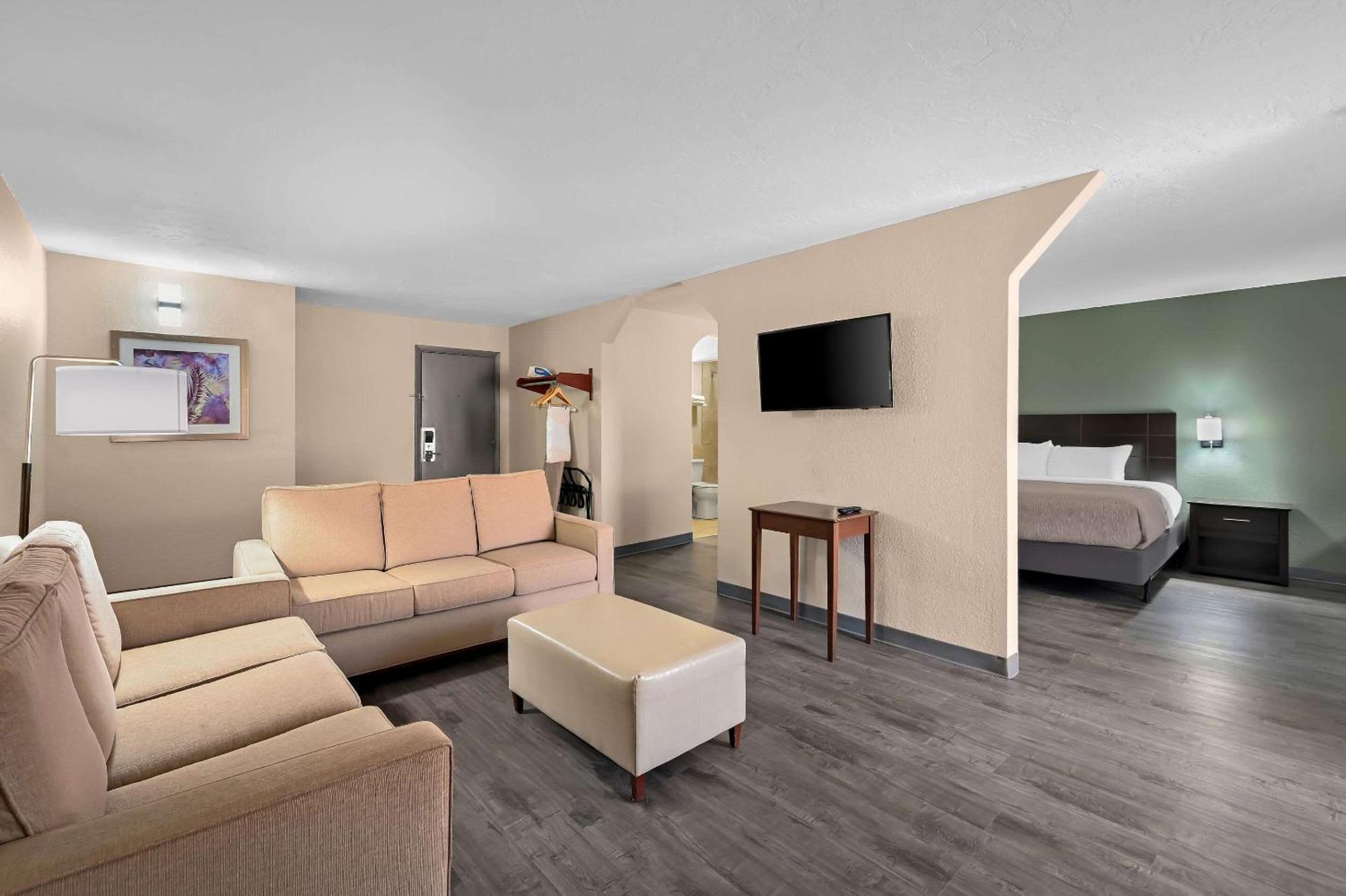 Quality Inn Fort Myers - Cape Coral Bagian luar foto