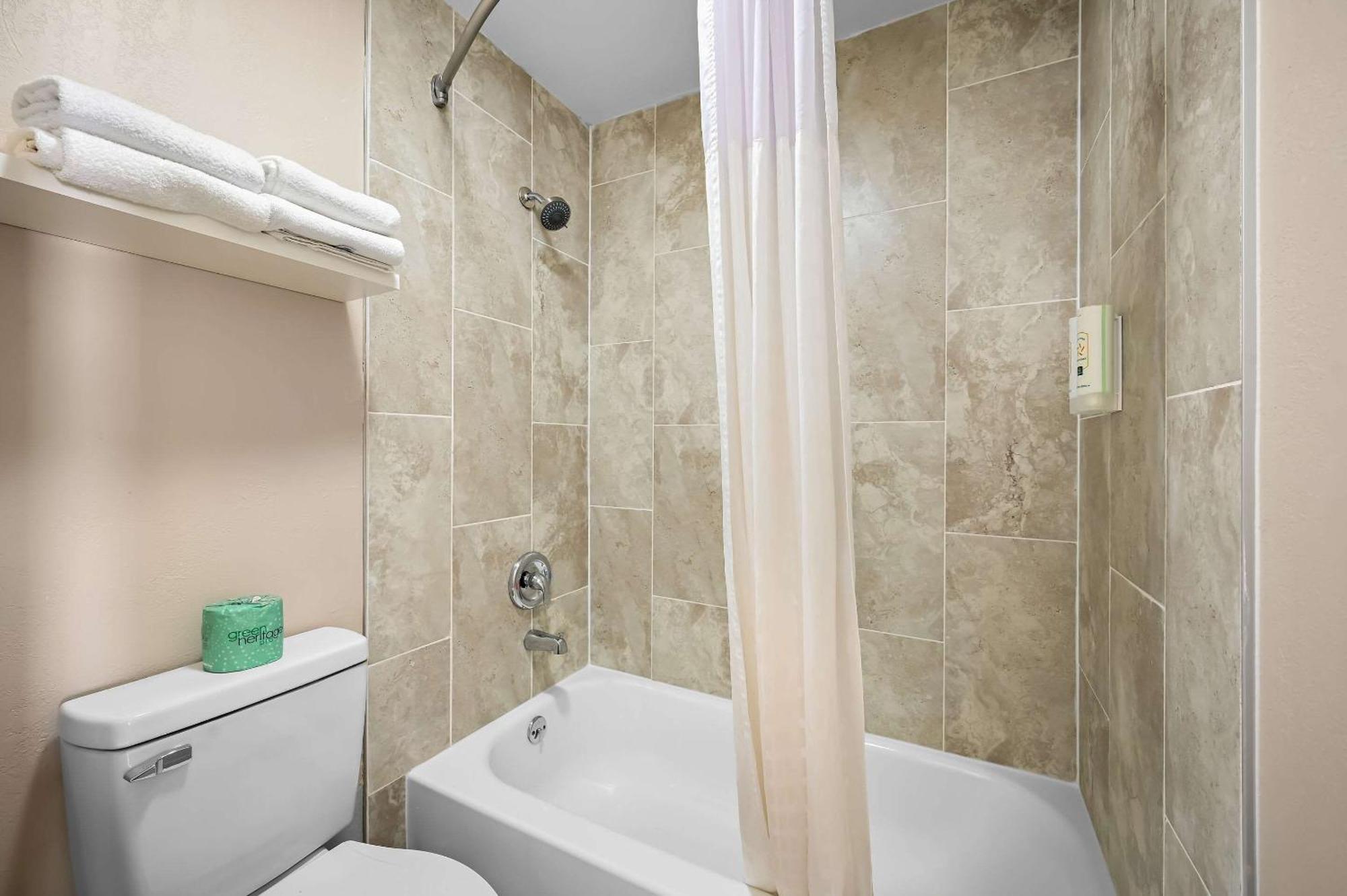Quality Inn Fort Myers - Cape Coral Bagian luar foto